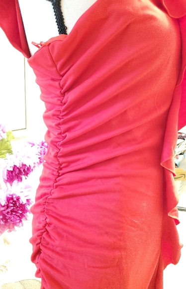 VALENTINE'S DAY SHOULDER RUFFLE RED DRESS - Picture 3 of 6